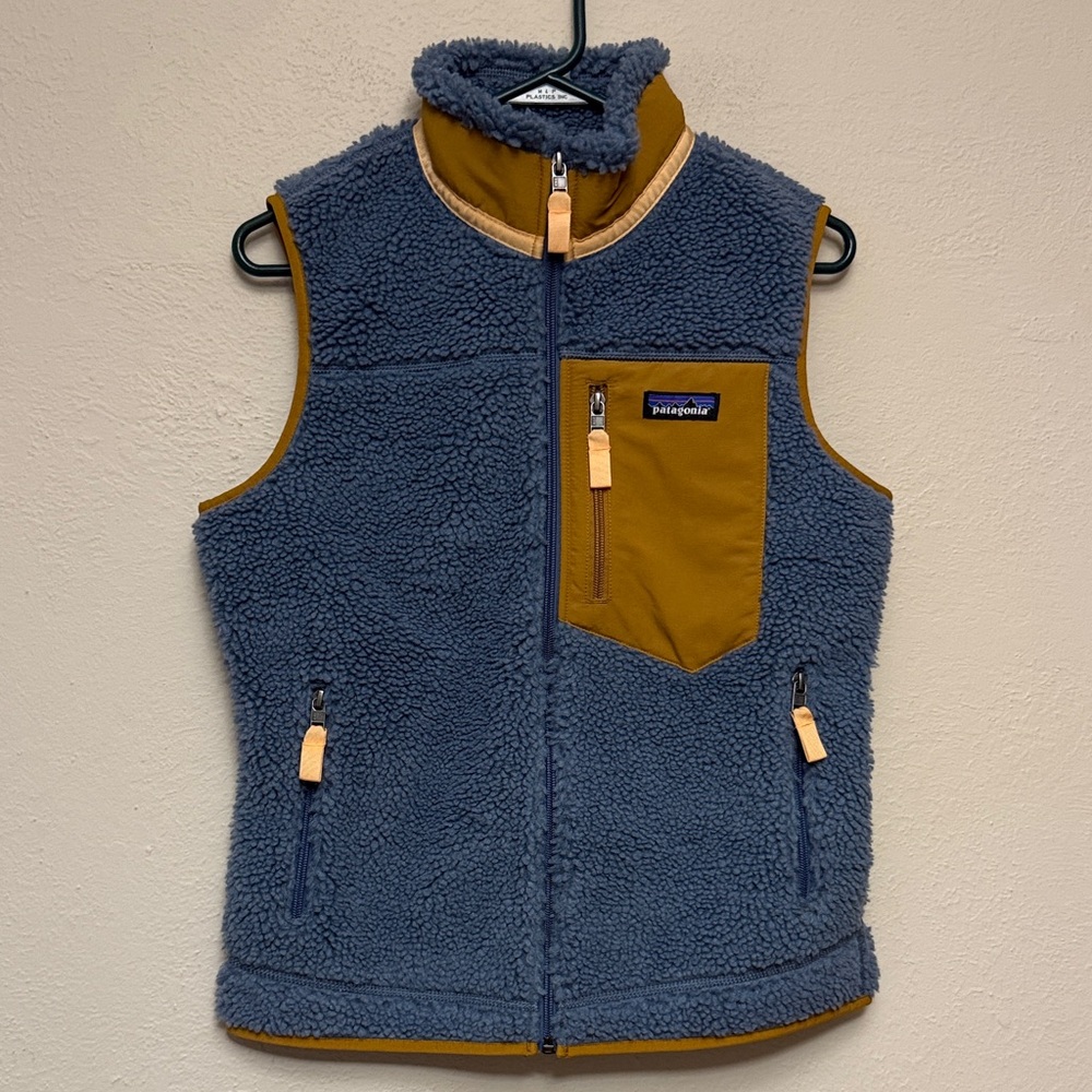 Patagonia Women's Classic Retro-X Fleece Vest in Utility Blue, NWOT size XS